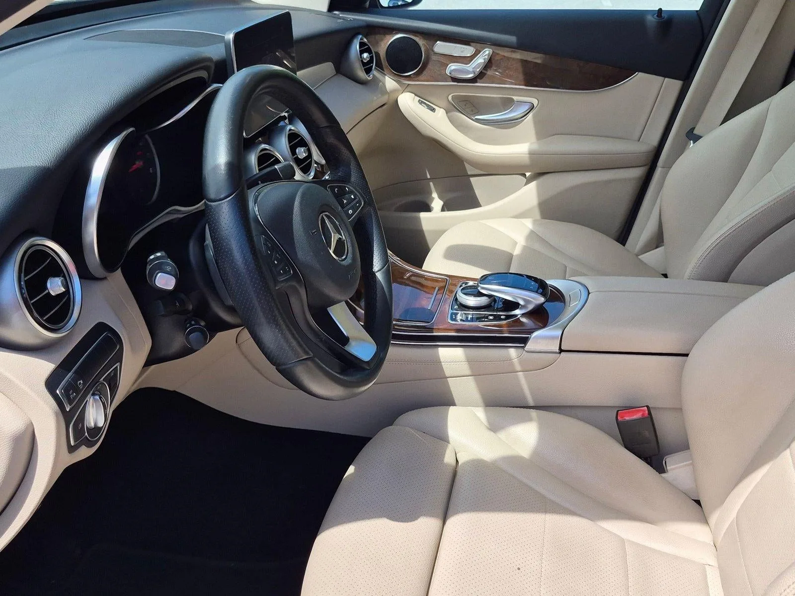 2018 Mercedes-Benz GLC 300 GLC 300 photo 12