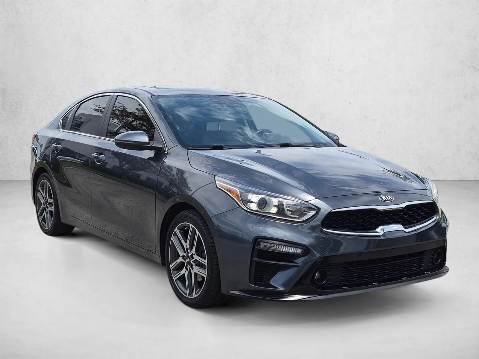2021 Kia Forte EX IVT photo 3