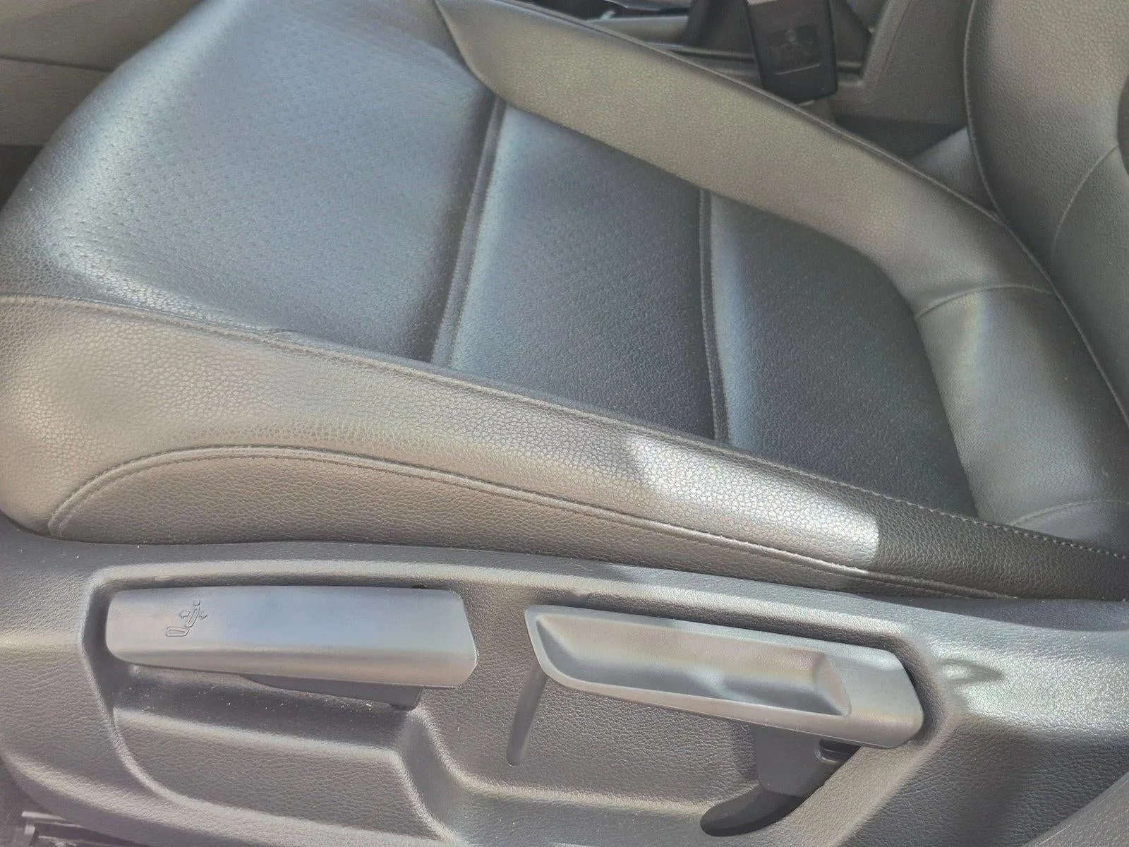 2017 Volkswagen Jetta 1.4T SE Manual photo 4