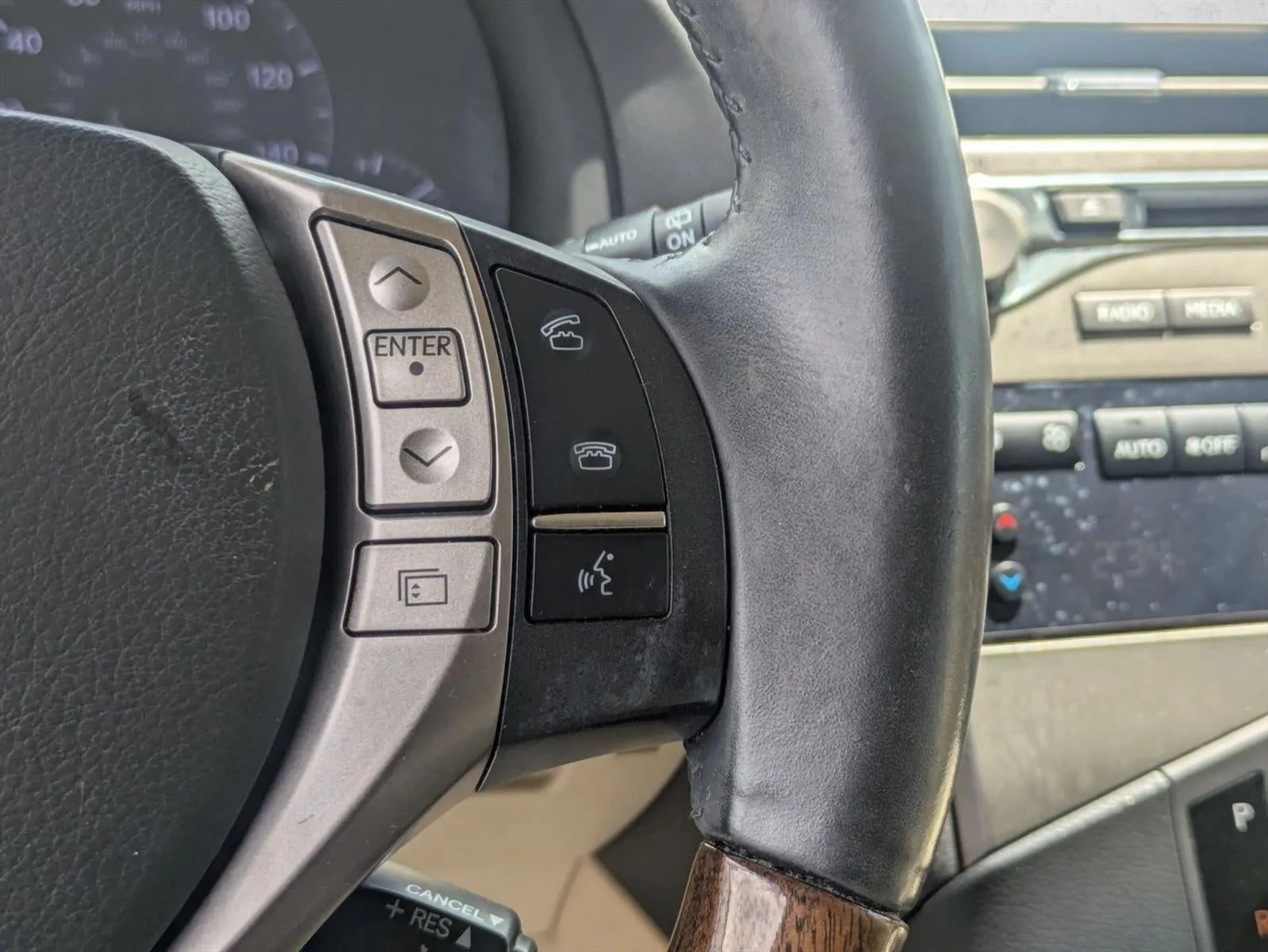 2015 Lexus RX 350 AWD 4dr photo 11