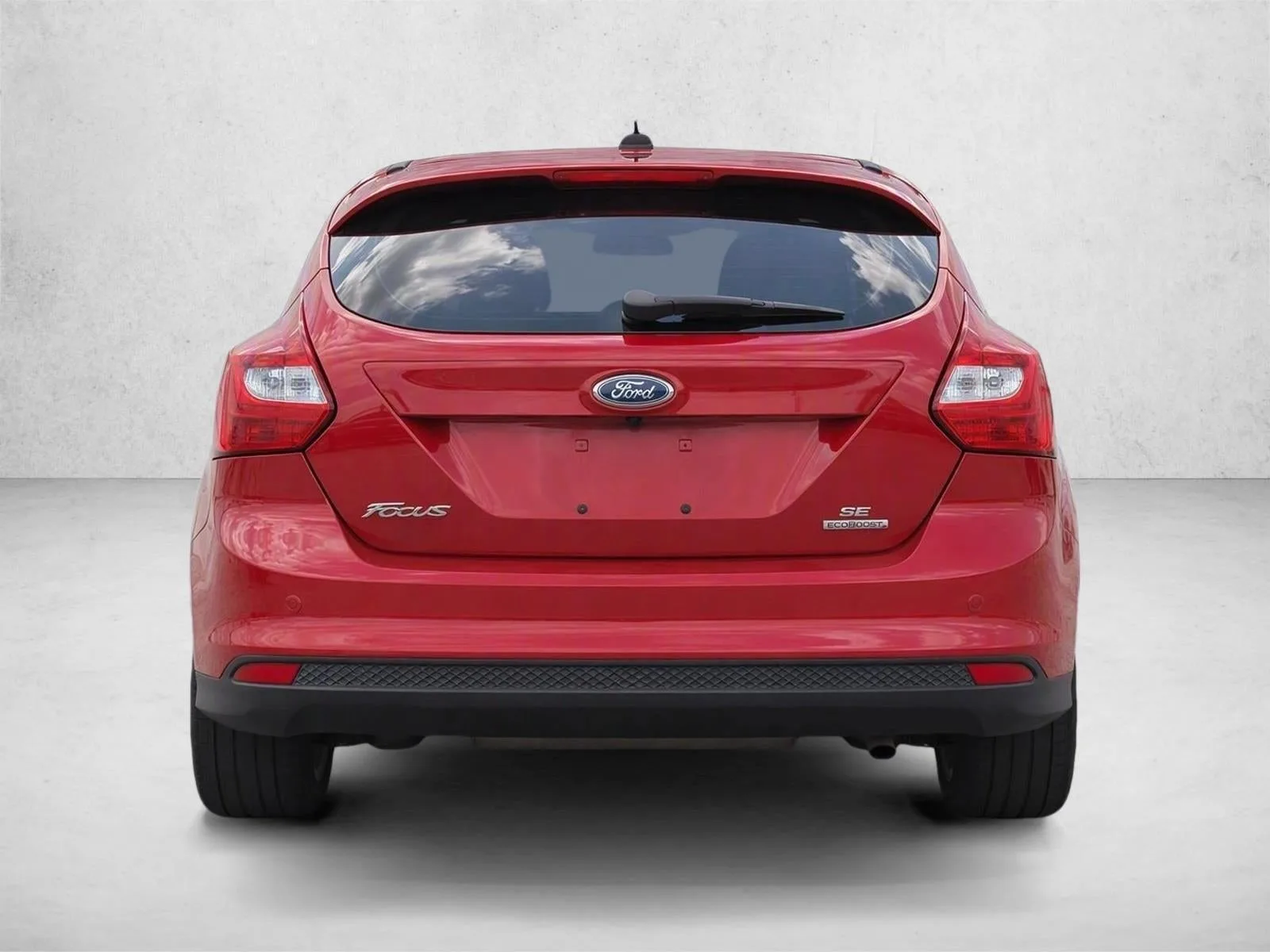 2012 Ford Focus 5dr HB SEL photo 6