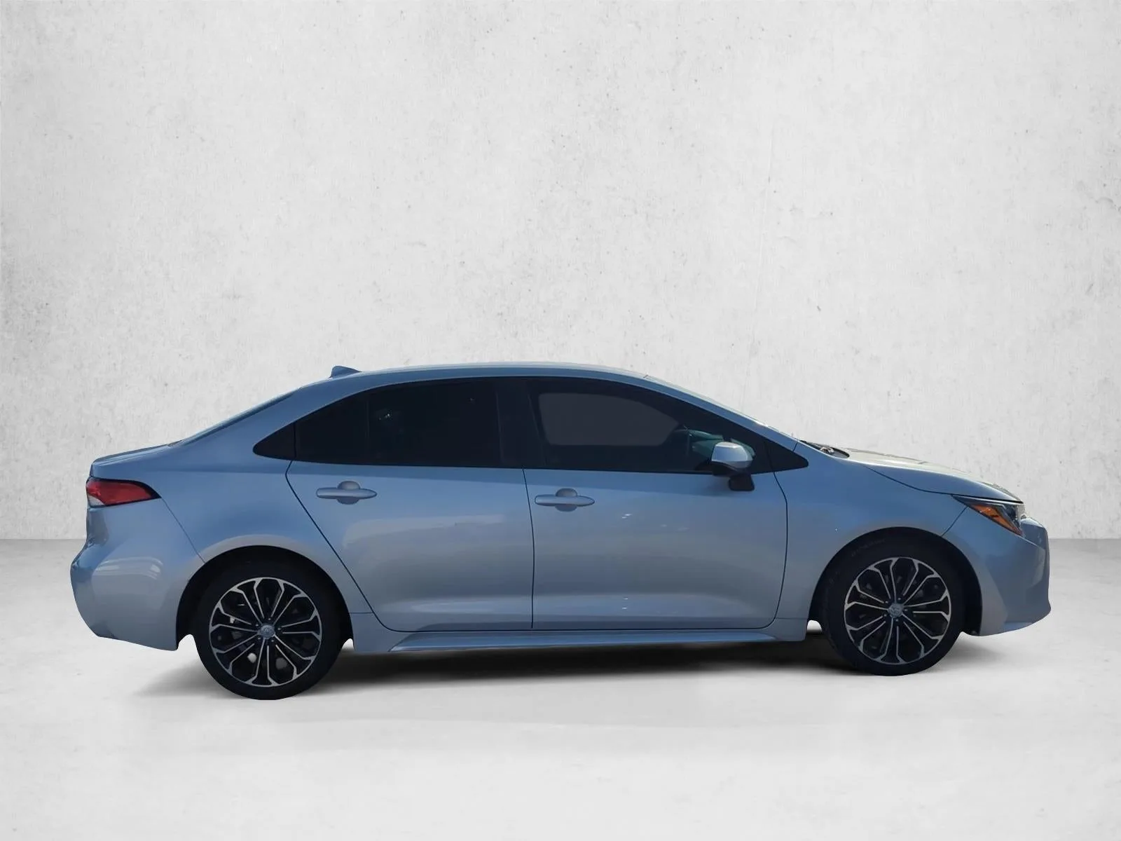2021 Toyota Corolla LE CVT (Natl) photo 4