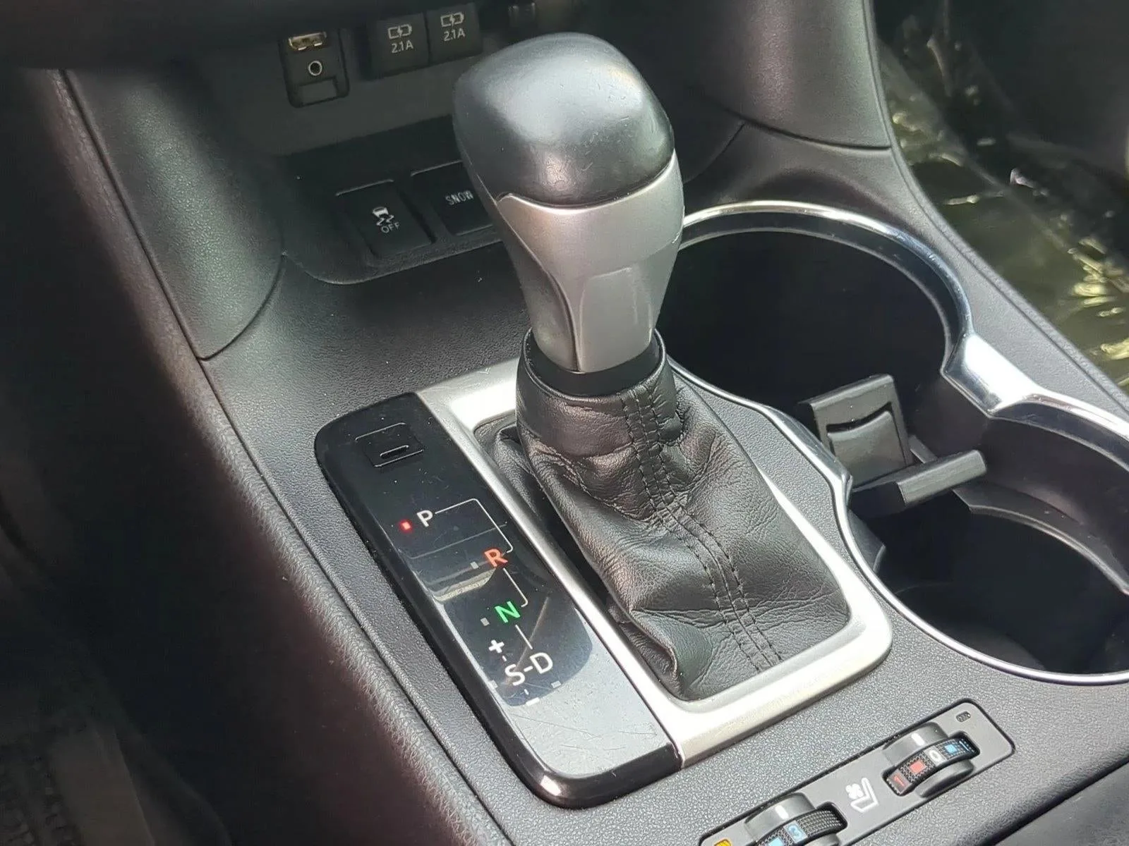 2018 Toyota Highlander Limited Platinum photo 12