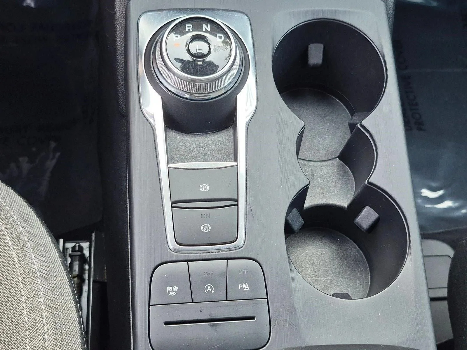 2022 Ford Escape SE FWD photo 12