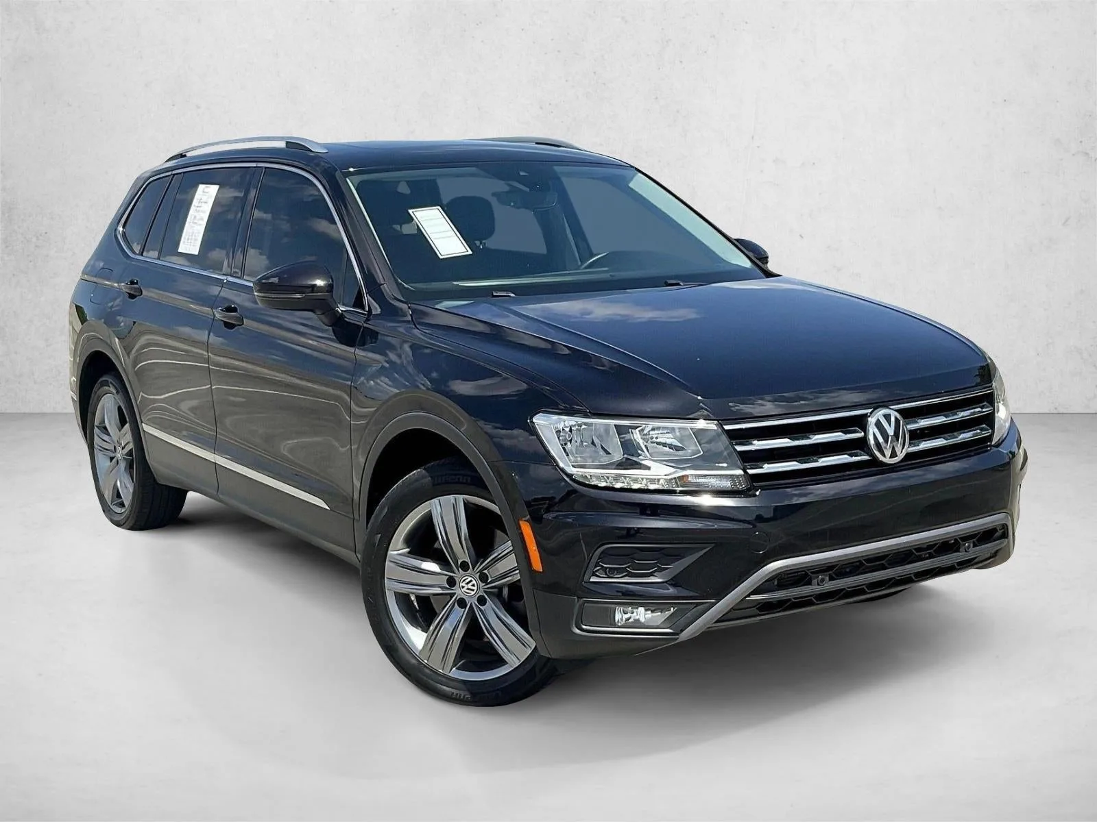 2021 Volkswagen Tiguan 2.0T SE FWD photo 11