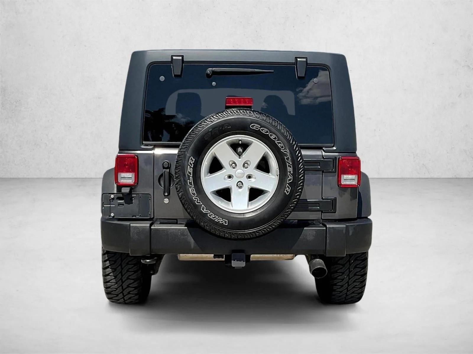 2018 Jeep Wrangler JK Unlimited Sport S 4x4 photo 4