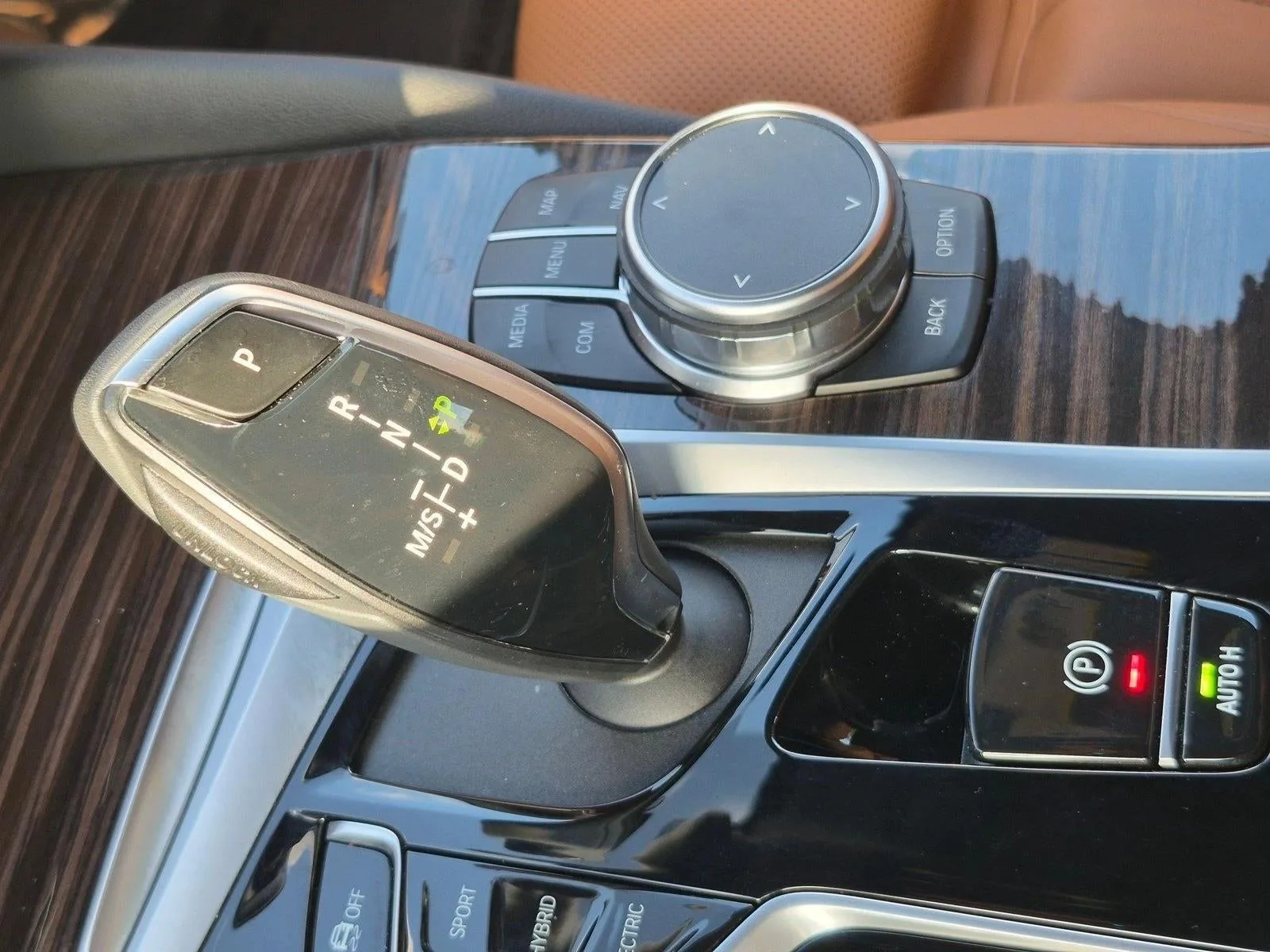 2023 BMW 530e xDrive photo 10