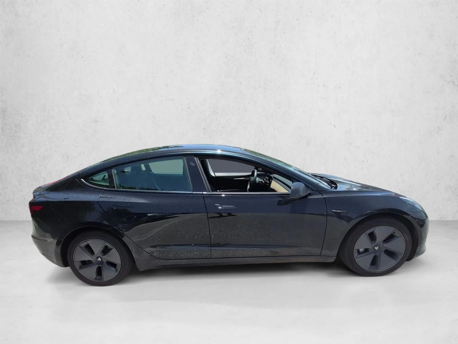 2021 Tesla Model 3 Standard Range Plus RWD photo 4