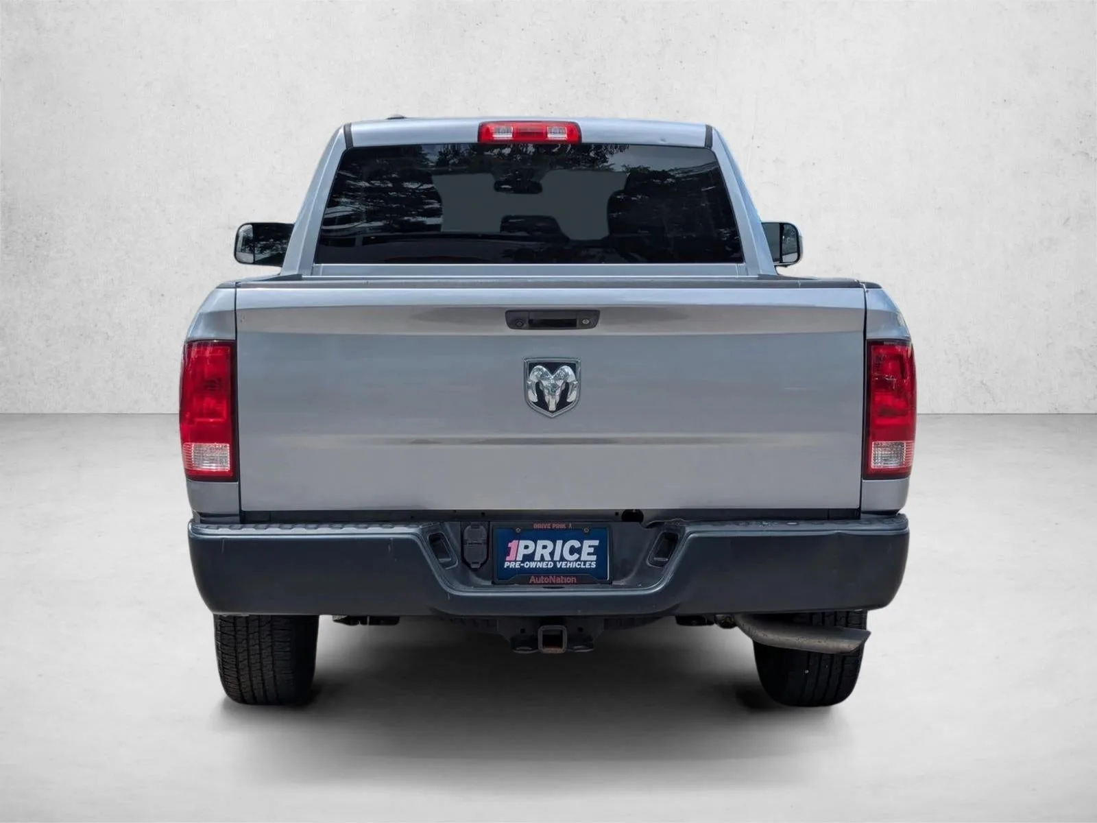 2021 RAM 1500 Classic Tradesman 4x2 Quad Cab 6'4" Box photo 6