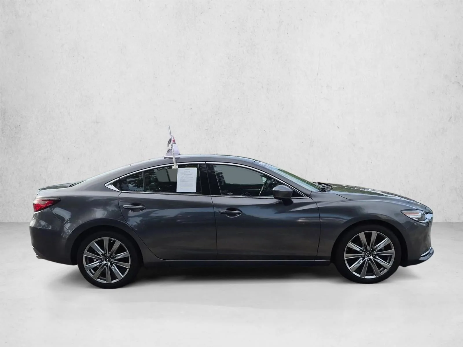 2020 Mazda Mazda6 Signature photo 4