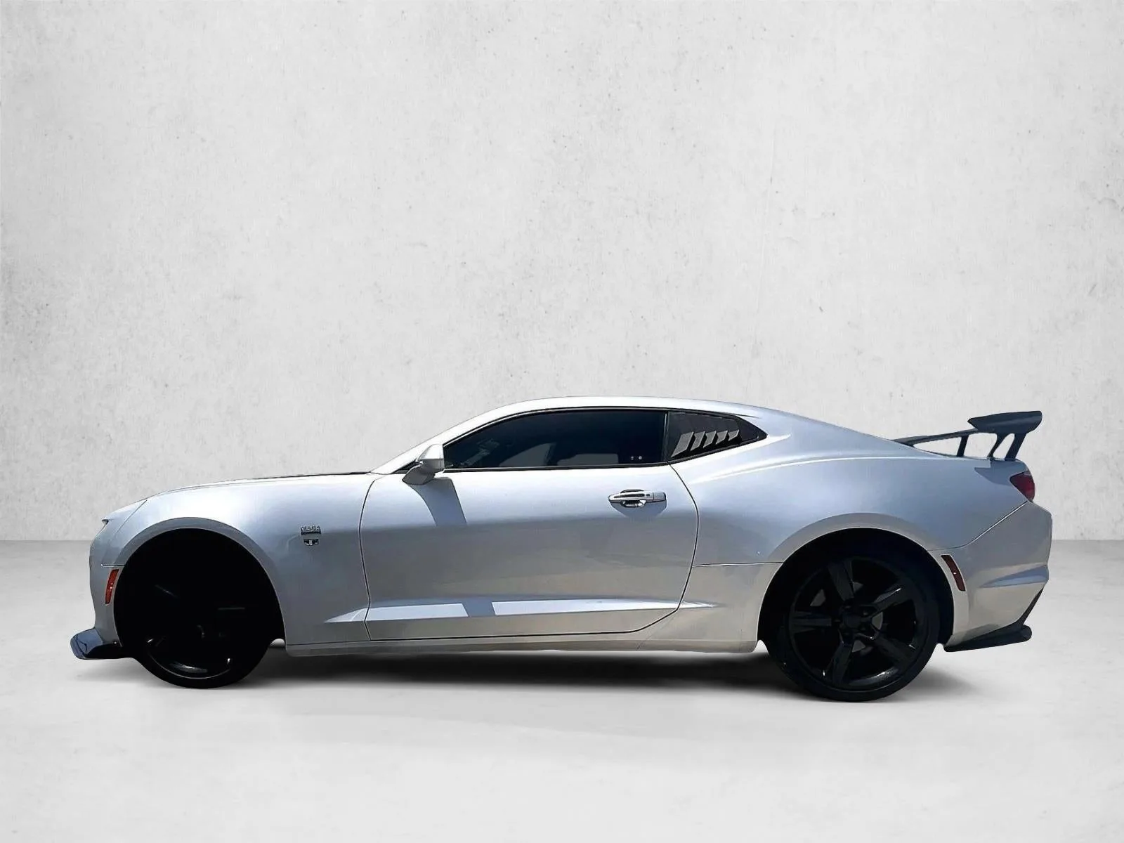 2019 Chevrolet Camaro 2LT photo 6