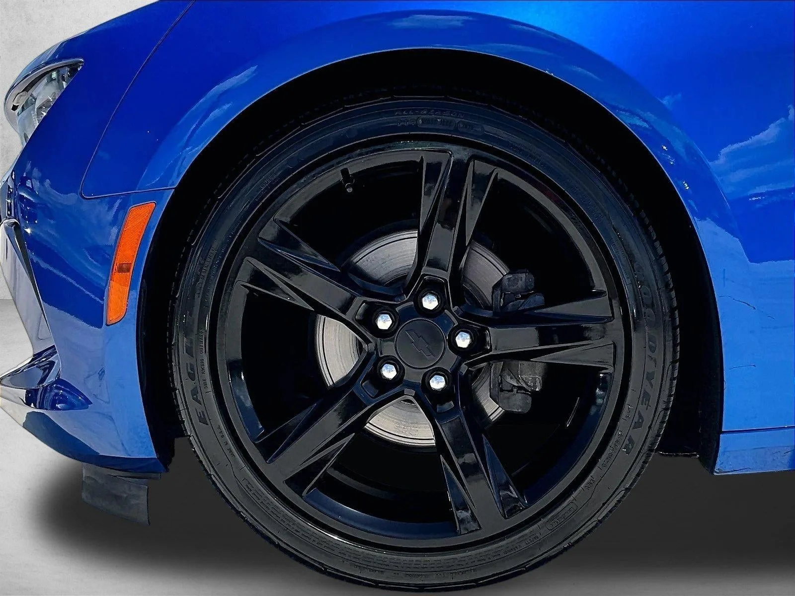 2017 Chevrolet Camaro 2dr Convertible 2LT photo 10