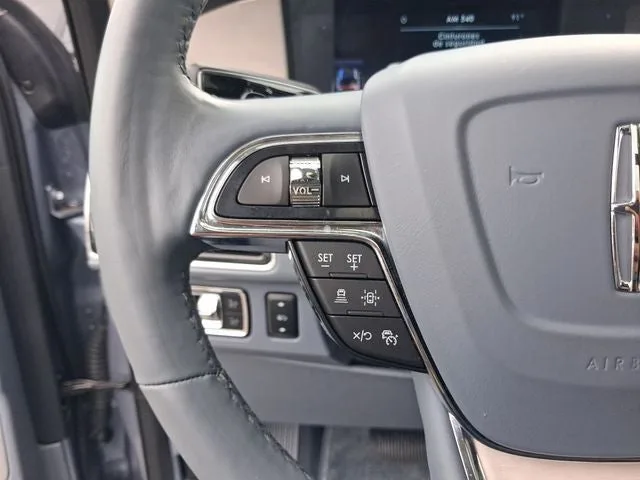 2022 Lincoln Navigator L Black Label photo 16