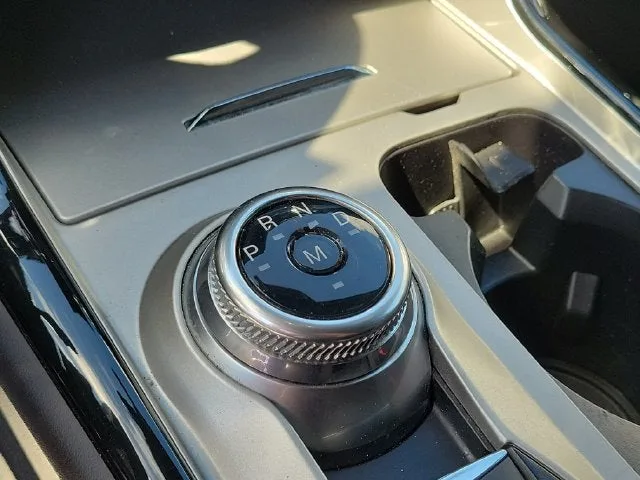 2023 Ford Explorer ST photo 26