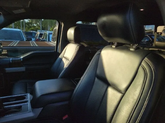 2019 Ford F-150 Lariat photo 11