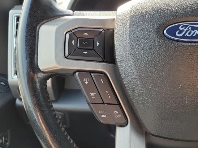 2018 Ford F-250SD Platinum photo 26