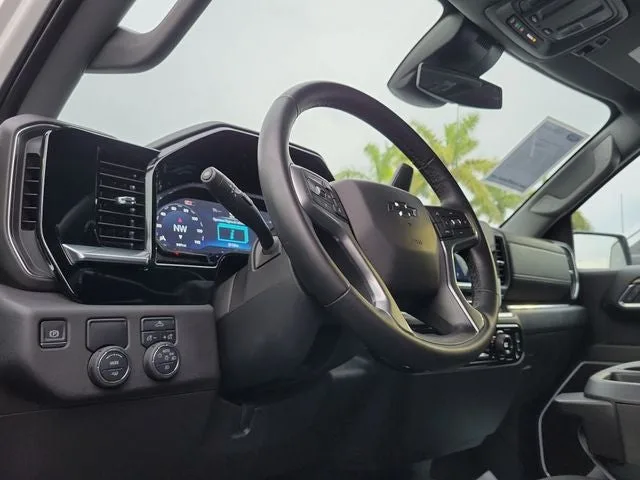 2025 Chevrolet Silverado 1500 RST photo 10