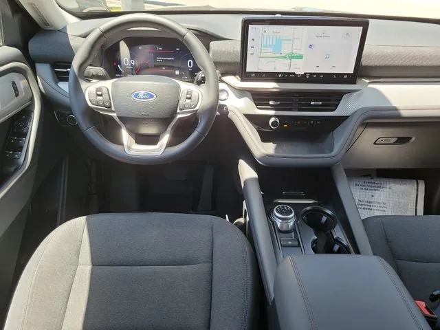 2025 Ford Explorer Active photo 15