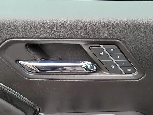 2023 GMC Canyon AT4 photo 17