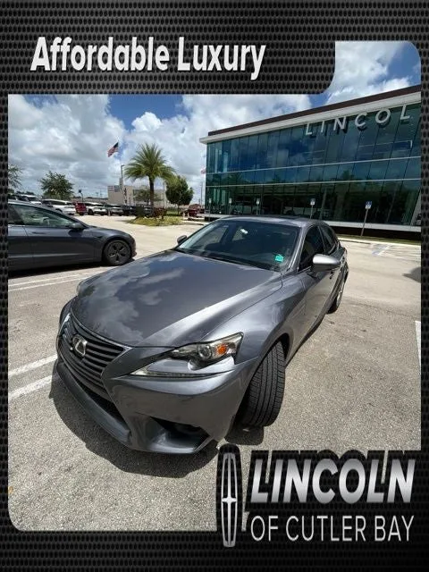 2015 Lexus IS