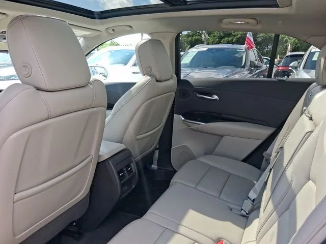 2019 Cadillac XT4 Premium Luxury photo 5