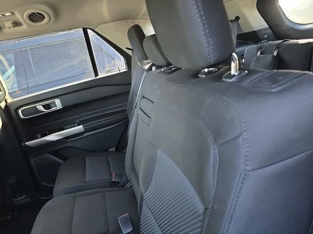 2023 Ford Explorer XLT photo 13