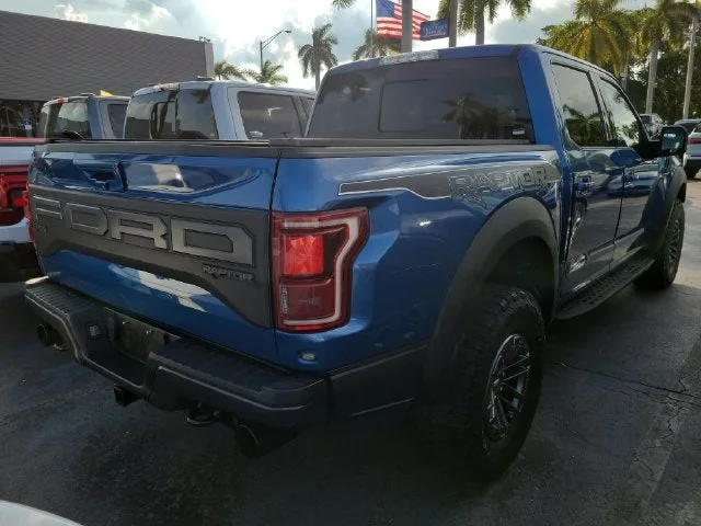 2019 Ford F-150 Raptor photo 3