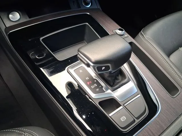 2022 Audi Q5 45 S line Premium quattro photo 21