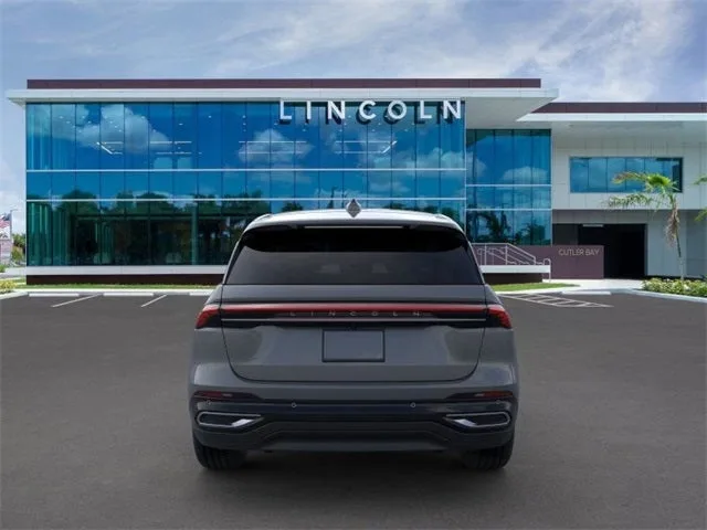 2025 Lincoln Nautilus Premiere photo 5