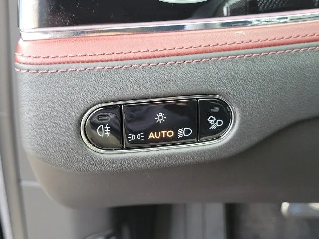 2023 Bentley Flying Spur Mulliner W12 photo 12