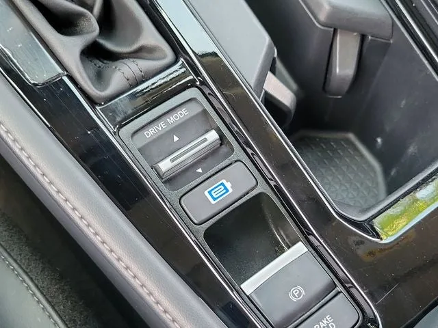 2024 Honda Accord Hybrid Touring photo 29