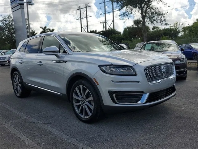 2019 Lincoln Nautilus Select photo 33