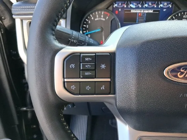 2024 Ford Expedition XLT photo 16