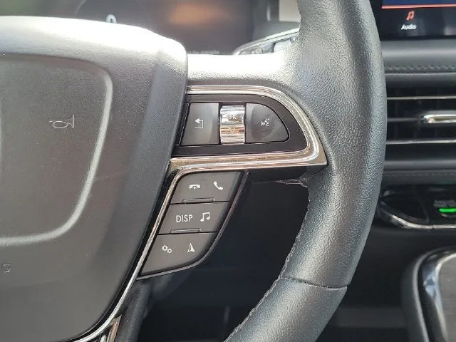 2023 Lincoln Nautilus Standard photo 20