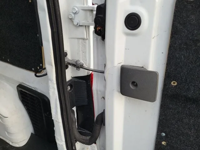 2021 Nissan NV200 S photo 12