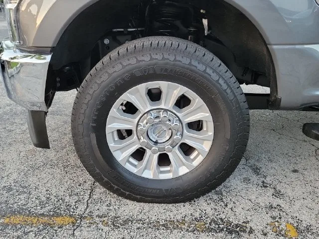 2022 Ford F-350SD XL photo 11