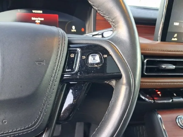 2023 Lincoln Aviator Reserve Premium photo 17