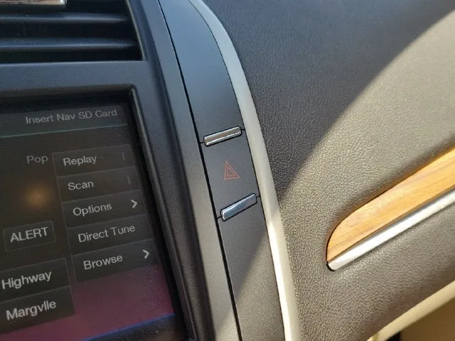 2015 Lincoln MKC Base photo 22