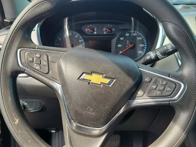 2019 Chevrolet Equinox LS photo 19