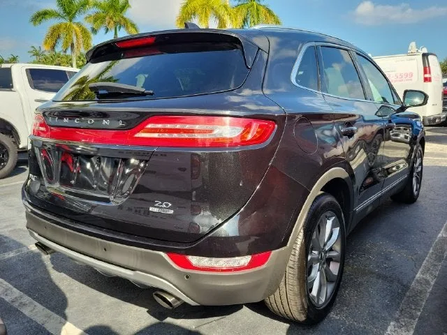 2015 Lincoln MKC Base photo 3