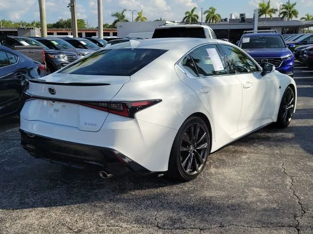 2024 Lexus IS 350 F SPORT Design photo 4