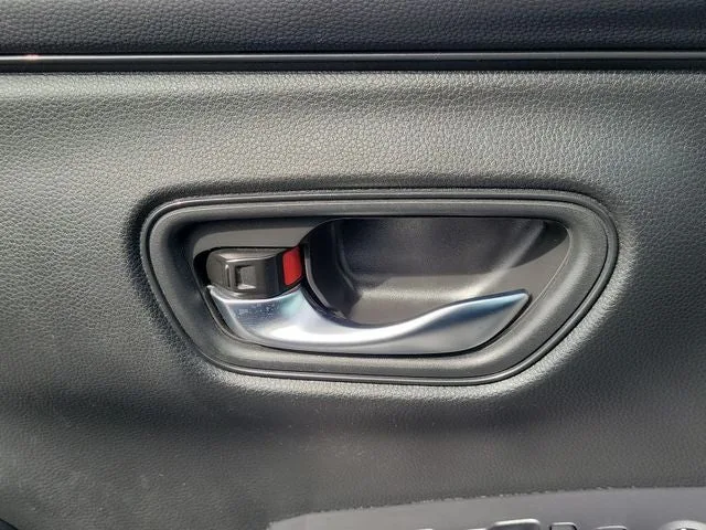 2025 Honda HR-V LX photo 14