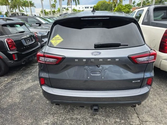 2023 Ford Escape ST-Line Select photo 5