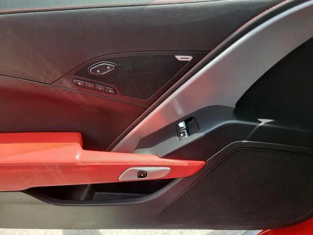 2017 Chevrolet Corvette Grand Sport 2LT photo 16