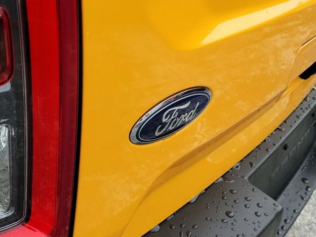 2023 Ford Bronco Sport Outer Banks photo 6