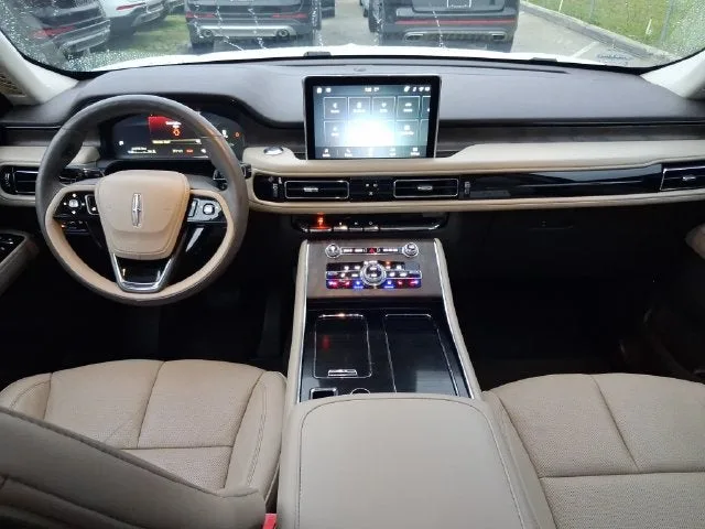 2023 Lincoln Aviator Reserve Premium photo 7