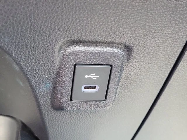 2025 Toyota Corolla LE photo 23