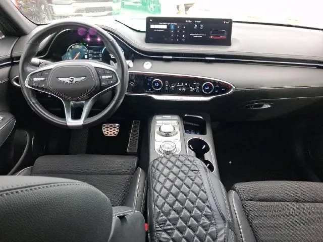 2024 Genesis GV70 2.5T photo 8