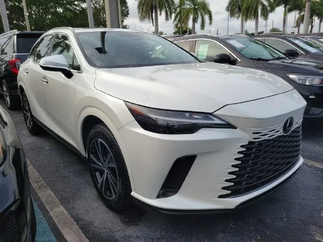 2024 Lexus RX 350 Premium photo 2