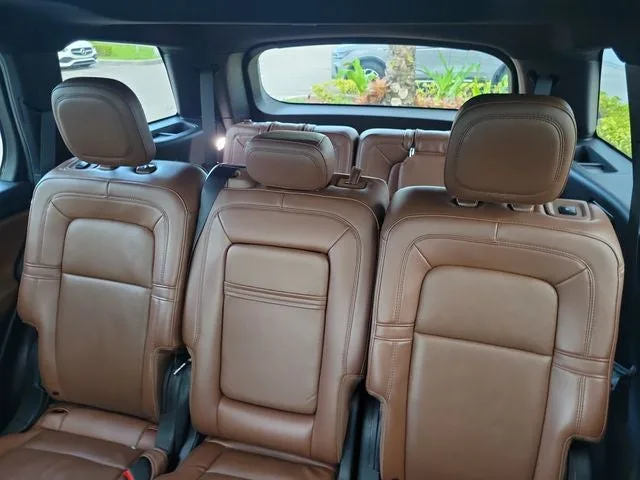 2023 Lincoln Aviator Reserve Premium photo 12